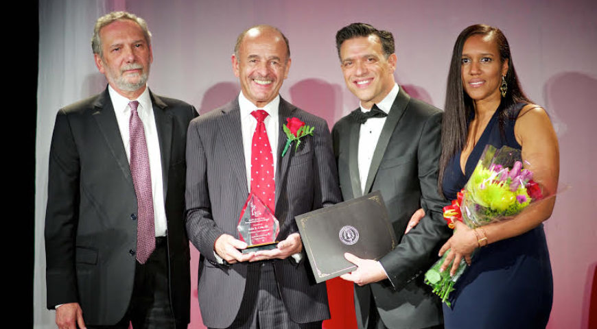 John Cruz Receives MA Alliance of Portuguese Speakers Alvaro Lima Award